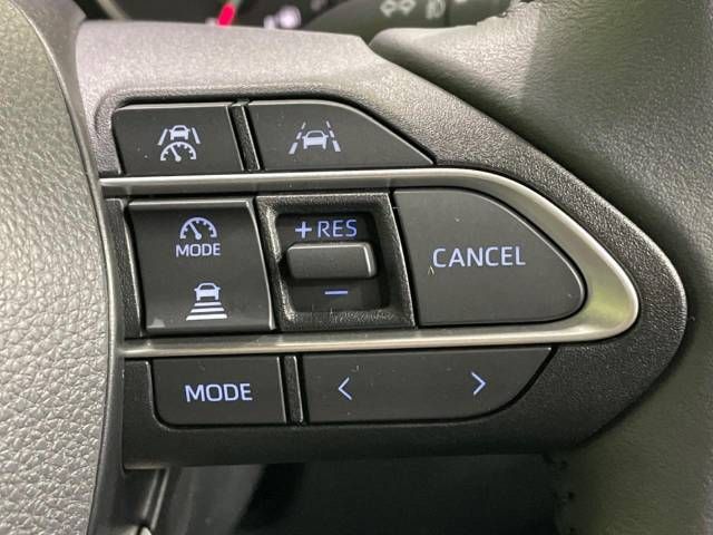 Toyota NOAH 2023-06 195944-5