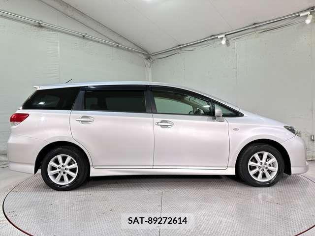 Toyota WISH 2009-07 218415-6