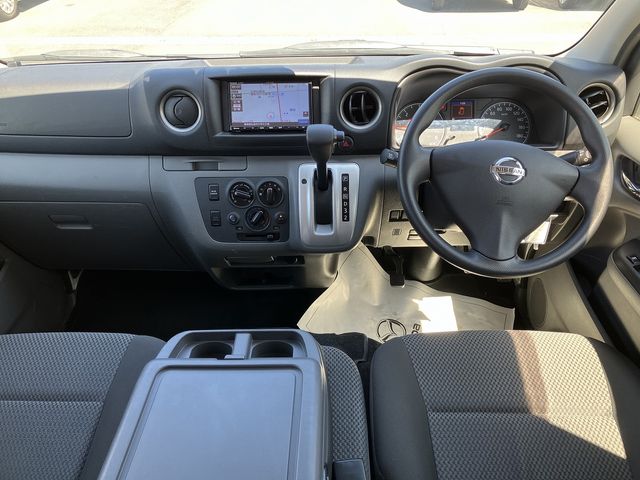Nissan NV350 Caravan 2019-02 1904-21