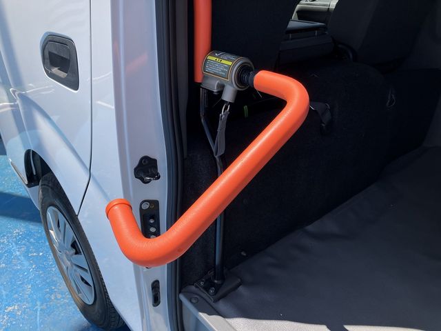 Nissan NV350 Caravan 2019-02 1904-14