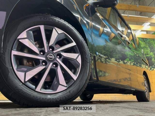 Nissan SERENA 2019-12 383267-13