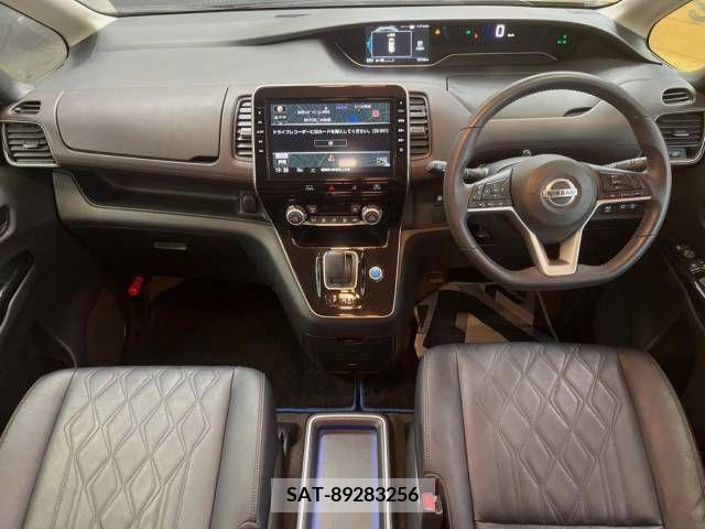 Nissan SERENA 2019-12 383267-1