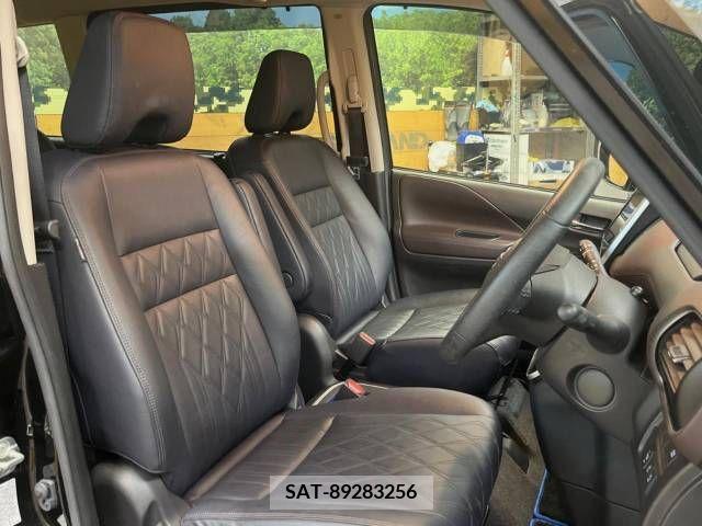 Nissan SERENA 2019-12 383267-8