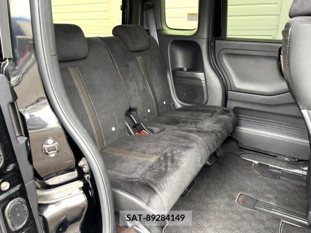 Honda N BOX CUSTOM 2018-05 279297-11