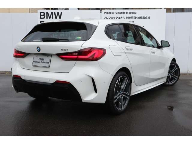 Bmw 1 SERIES 2019-10 16305-6