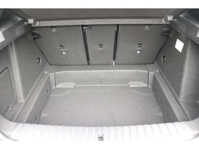 Bmw 1 SERIES 2019-10 16305-9