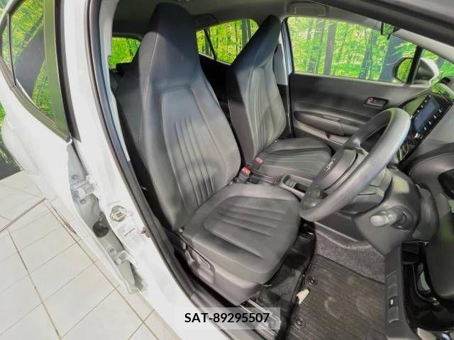 Toyota AQUA 2023-07 389291-8