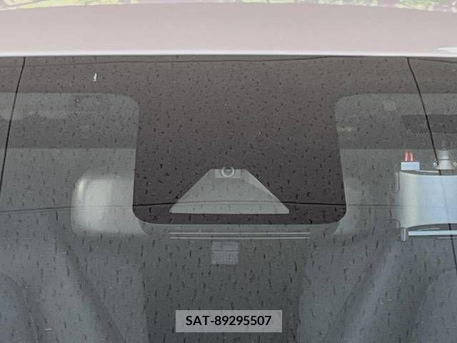Toyota AQUA 2023-07 389291-2