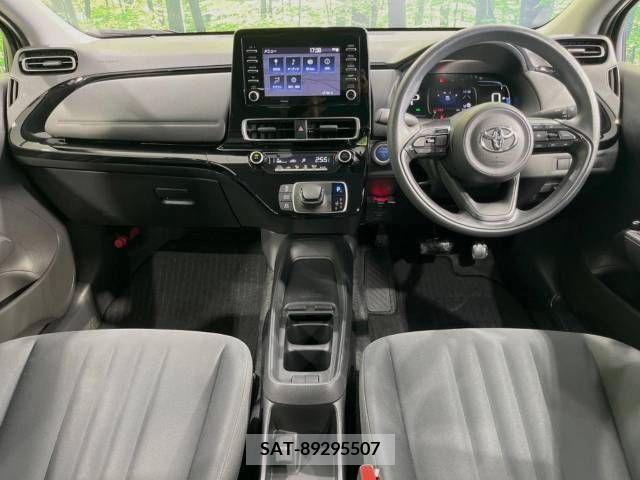 Toyota AQUA 2023-07 389291-1