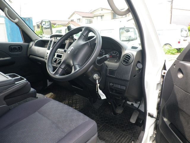Nissan CARAVAN VAN 2012-02 2324-2