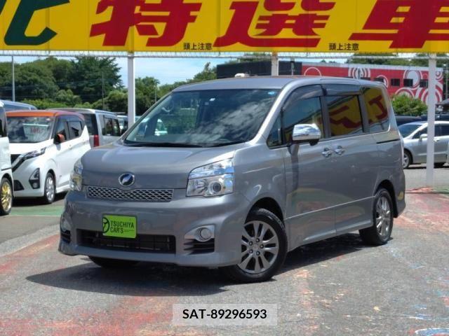 Toyota VOXY 2013-09 321372-0