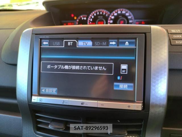 Toyota VOXY 2013-09 321372-18