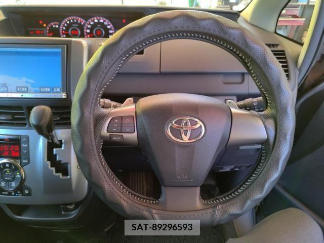 Toyota VOXY 2013-09 321372-13