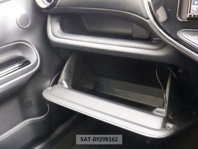 Toyota AQUA 2021-03 314134-11