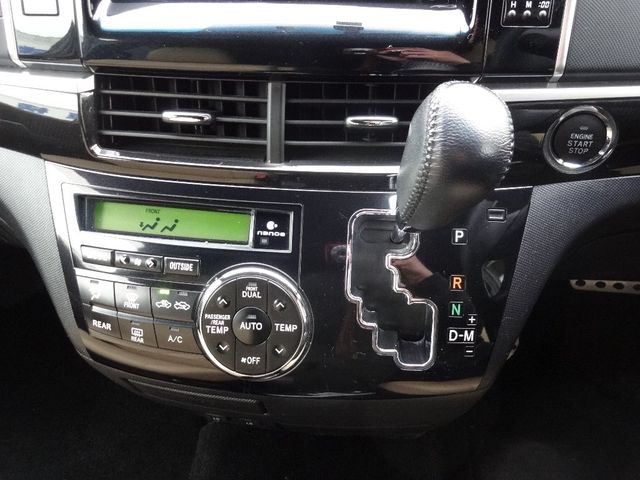 Toyota ESTIMA 2015-05 943-17