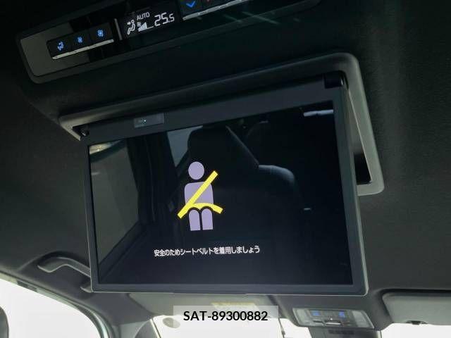 Toyota VOXY 2023-01 394948-2
