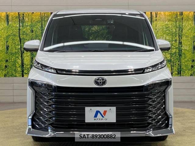 Toyota VOXY 2023-01 394948-15