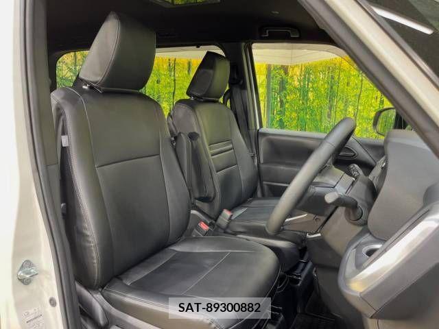 Toyota VOXY 2023-01 394948-8