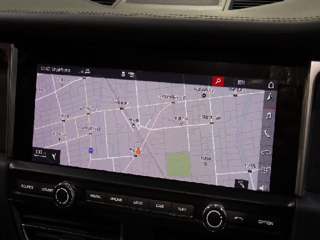 Porsche MACAN 2020-08 19608-8