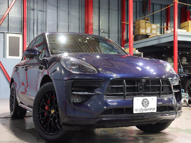Porsche MACAN 2020-08 19608-19