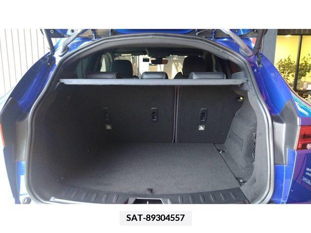 Jaguar E-PACE 2018-05 376219-18