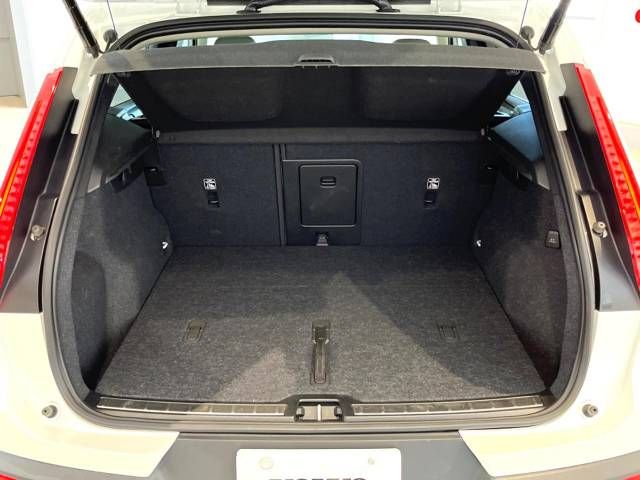 Volvo XC40 2022-09 14684-18