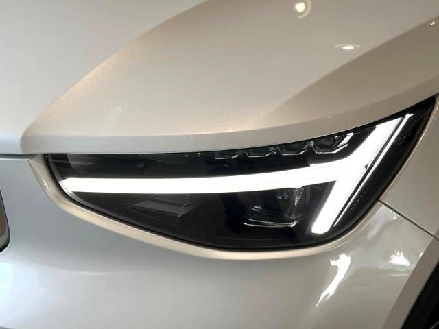 Volvo XC40 2022-09 14684-19