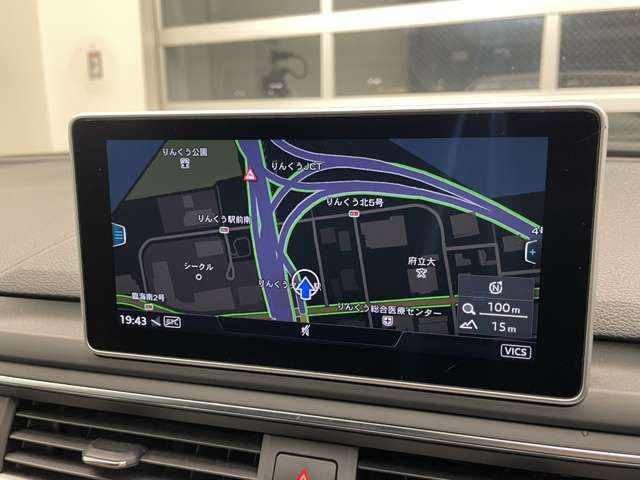 Audi A4 2016-06 7610-10