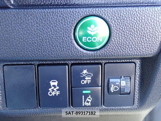 Honda FIT 2018-10 203434-6