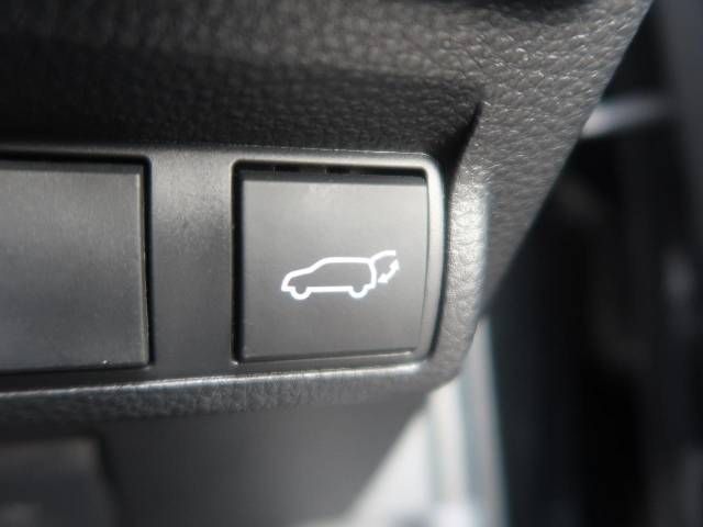 Toyota COROLLA CROSS 2023-03 184471-7