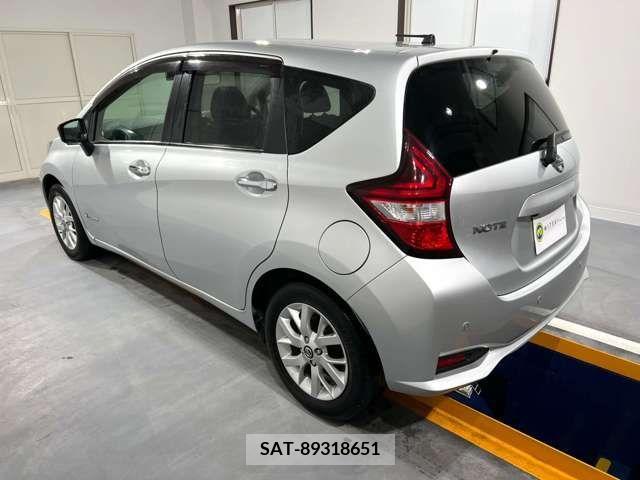 Nissan NOTE 2018-12 279865-5
