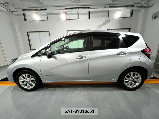 Nissan NOTE 2018-12 279865-4