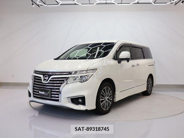 Nissan ELGRAND 2018-02 316278-3