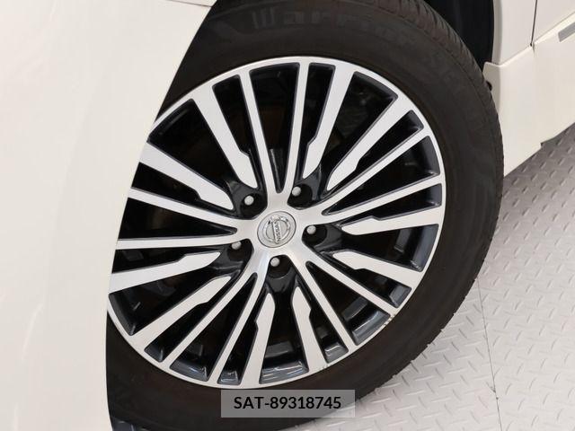 Nissan ELGRAND 2018-02 316278-12