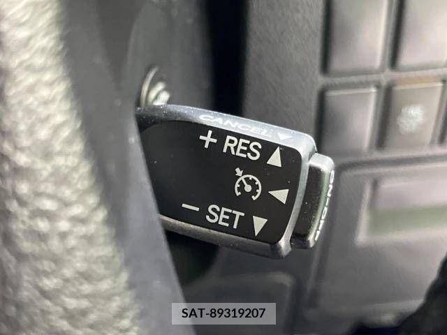 Toyota VELLFIRE 2017-01 288145-3