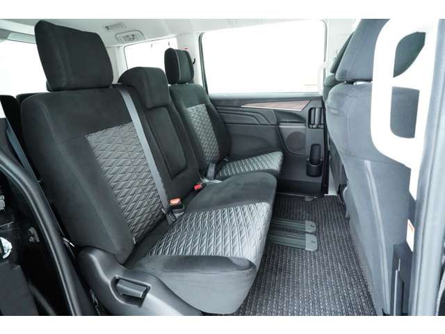 Mitsubishi DELICA D5 2021-12 1071-7