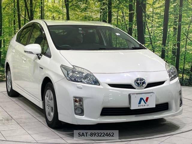 Toyota PRIUS 2011-08 381193-16