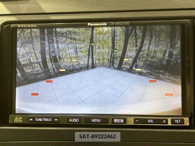Toyota PRIUS 2011-08 381193-3