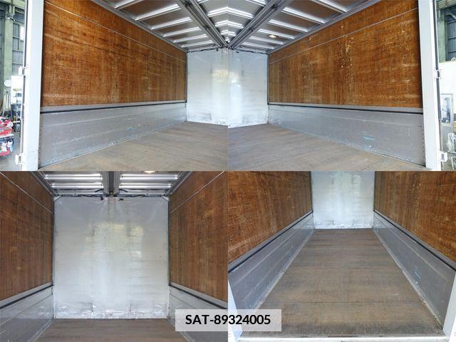 Isuzu ELF TRUCK 2008-04 413468-8