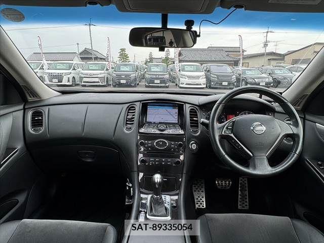 Nissan SKYLINE CROSSOVER 2010-01 325662-1