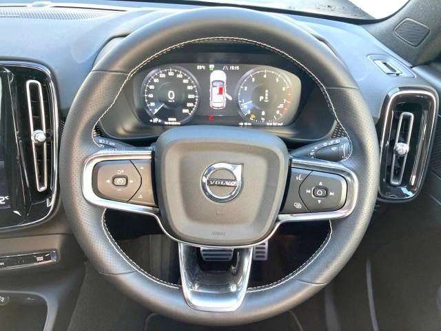 Volvo XC40 2021-06 192977-10