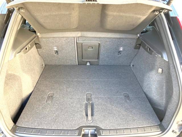 Volvo XC40 2021-06 192977-13