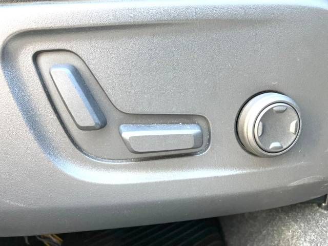 Volvo XC40 2021-06 192977-8