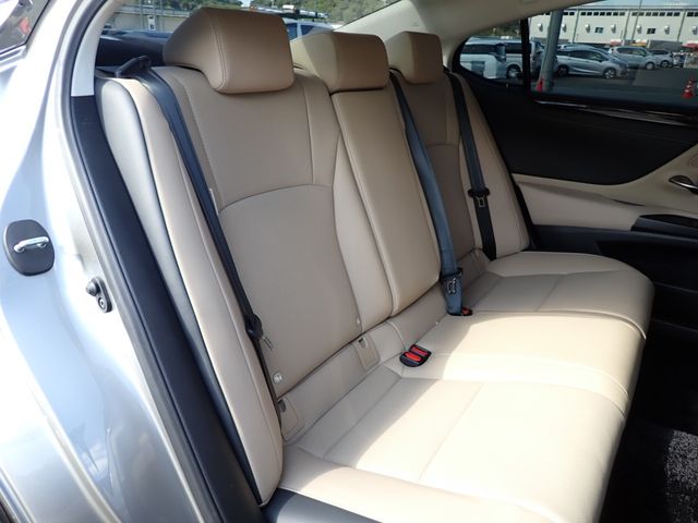 Lexus ES 2021-04 22357-18