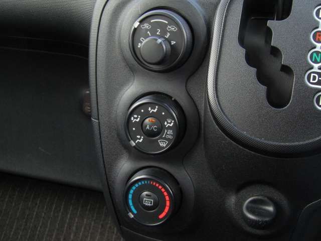 Toyota PORTE 2019-07 6564-12