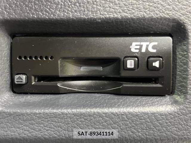Suzuki SPACIA 2015-08 394189-4