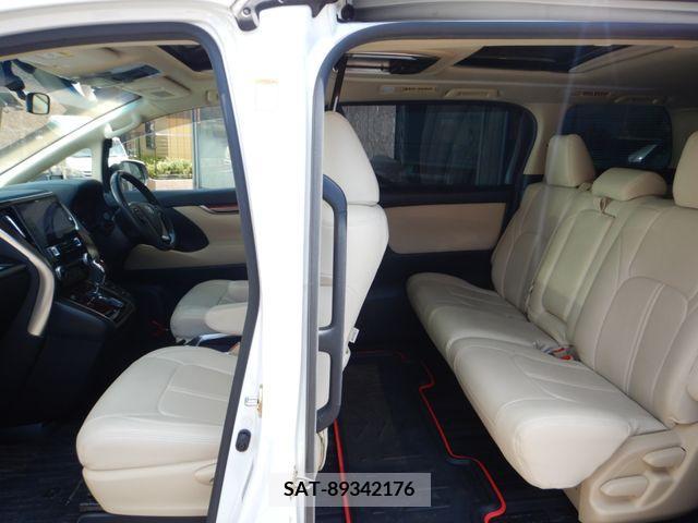 Toyota ALPHARD 2017-09 299401-14