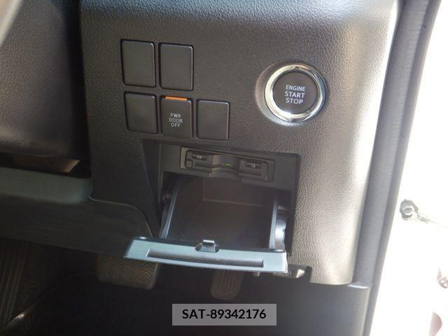 Toyota ALPHARD 2017-09 299401-9