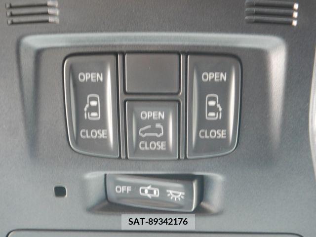 Toyota ALPHARD 2017-09 299401-19