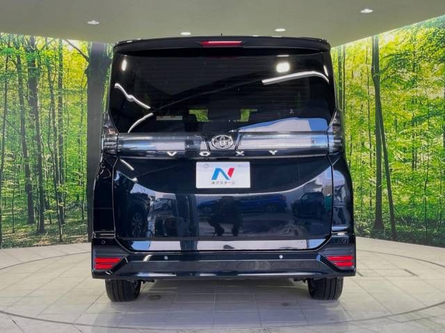 Toyota VOXY 2022-10 26738-16